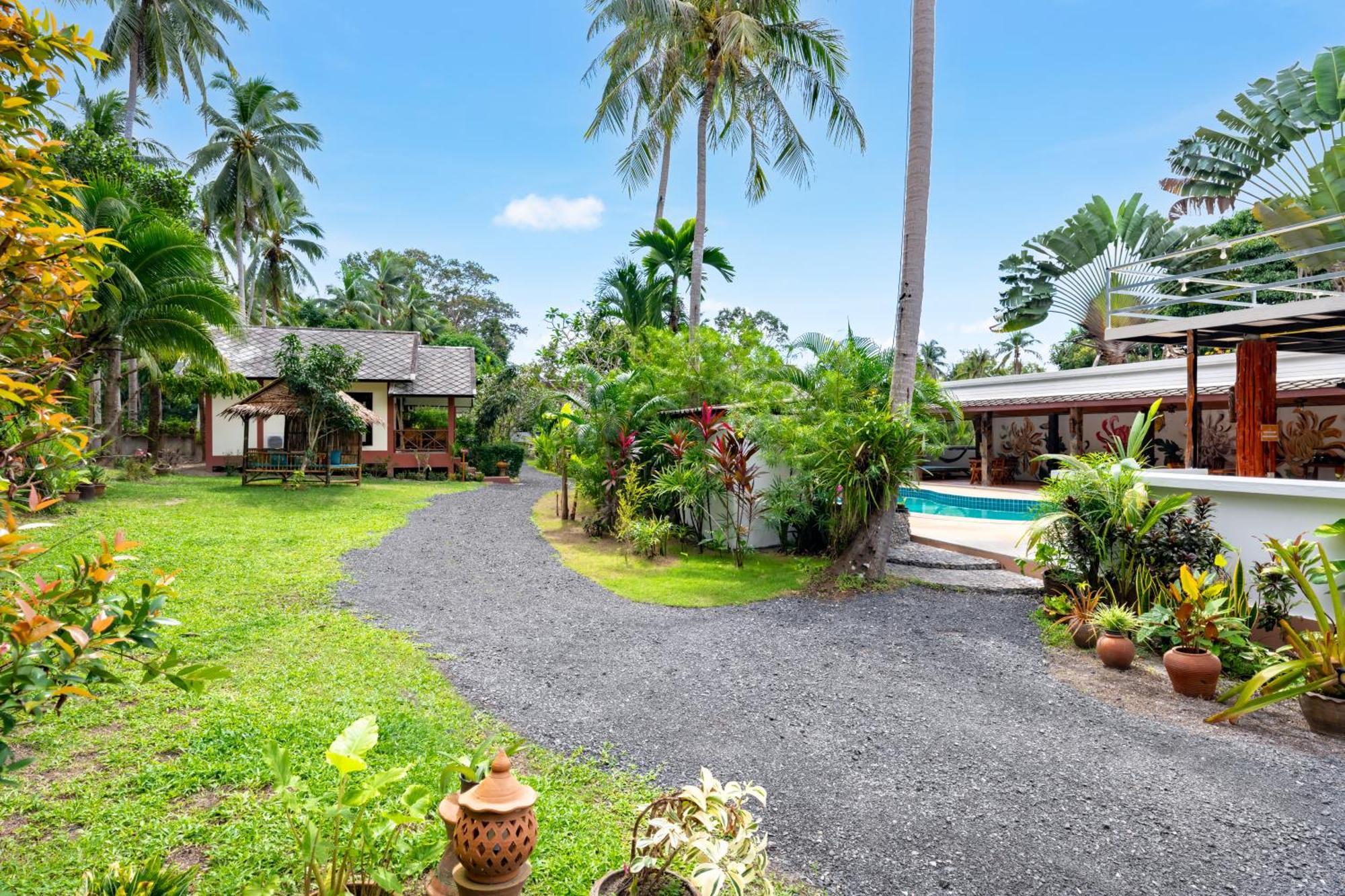 Hotel Tropical Heavens Garden Samui